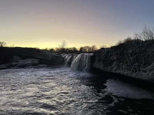 Best Hikes and Trails in McKinney - EyJidWNrZXQiOiJhc3NldHMuYWxsdHJhaWxzLmNvbSIsImtleSI6InVwbG9hZHMvcGhvdG8vaW1hZ2UvNzAxNDcyNjEvNWUyN2VjOTIzM2NmZmFjZWEyZjFhODY4OTc2ZWJhZTMuanBnIiwiZWRpdHMiOnsidG9Gb3JtYXQiOiJ3ZWJwIiwicmVzaXplIjp7IndpZHRoIjo1MDAsImhlaWdodCI6NTAwLCJmaXQiOiJpbnNpZGUifSwicm90YXRlIjpudWxsLCJqcGVnIjp7InRyZWxsaXNRdWFudGlzYXRpb24iOnRydWUsIm92ZXJzaG9vdERlcmluZ2luZyI6dHJ1ZSwib3B0aW1pc2VTY2FucyI6dHJ1ZSwicXVhbnRpc2F0aW9uVGFibGUiOjN9fX0=