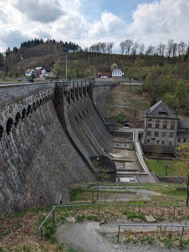 Heringhausen H6: Rund um den Diemelsee