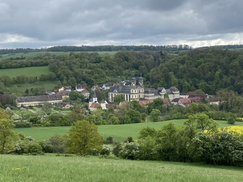 Von Schöntal zum Schloss Rossach