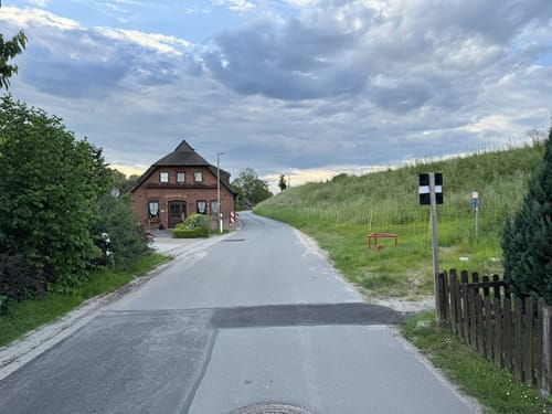 Deichhausen und Weserufer