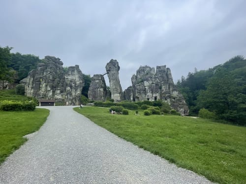 Externsteinen und Falkenburg Rundwanderung