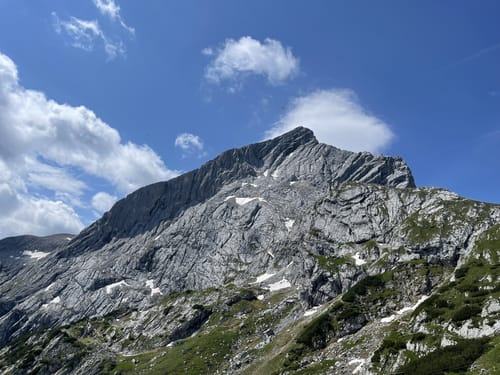 Bergstation Alpspitzbahn - Bergstation Kreuzeckbahn