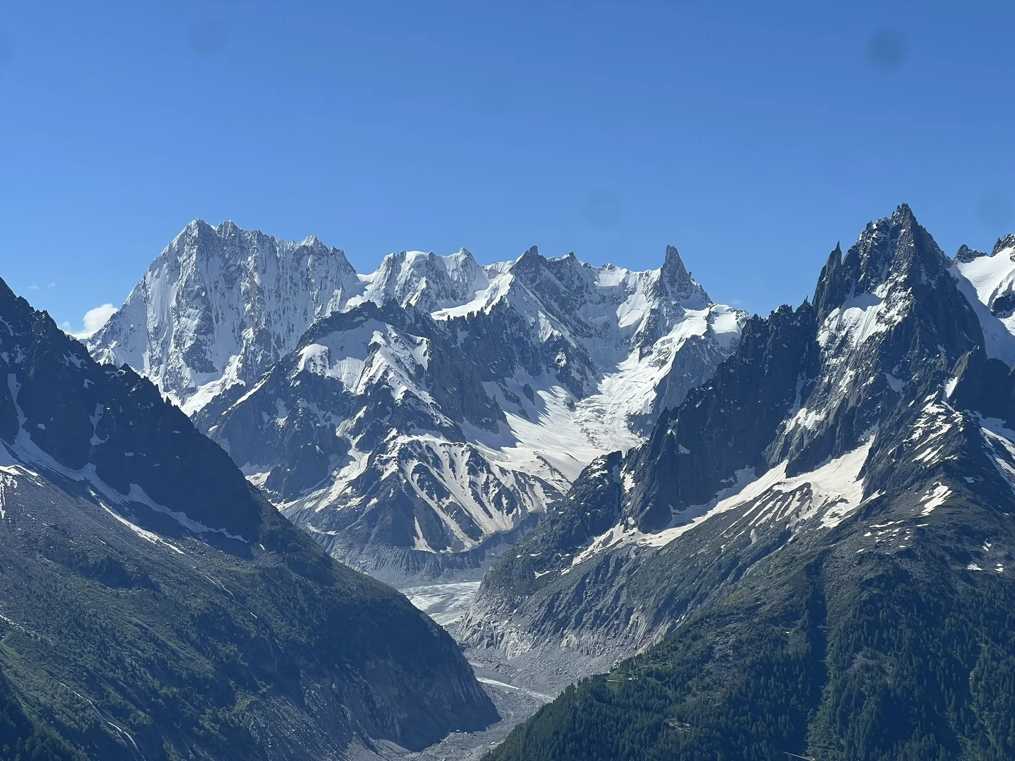 Photo of a trail from George Coba with title Grand Balcon Sud - Le Lac Blanc