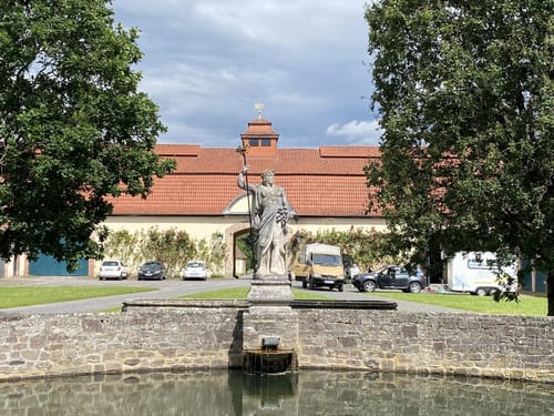 Schloss Fasanerie und Eichenzeller Warte
