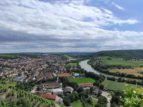 Käsbergkanzel ab Hessigheim