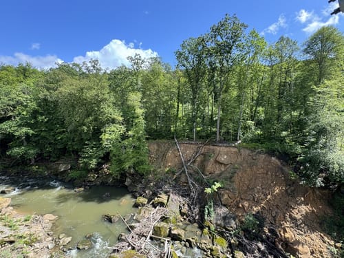 Teufelsschlucht und Keltenhöhle Rundweg