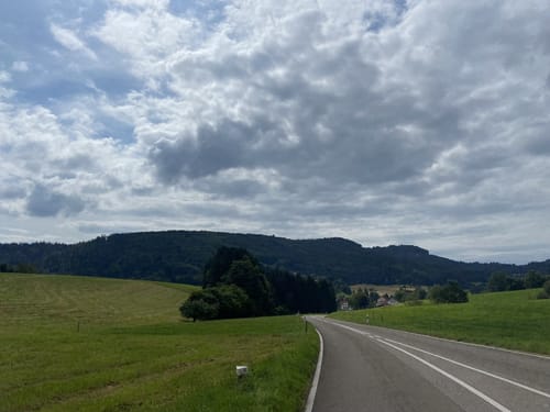 Zur Höllschlucht ab Hofen