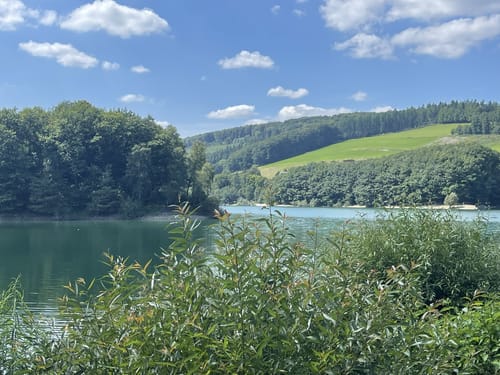 Um den Hennesee