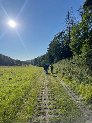 Sagenhafte Grenzpanoramen: Kella -Gobert