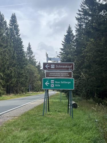 Von Schmücke auf den Schneekopf