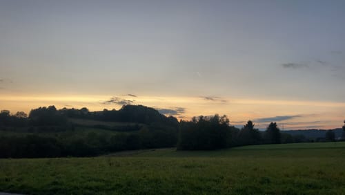 Wald und Wiesen ab Queidersbach