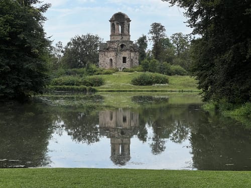 Durch den Schwetzinger Schloßpark