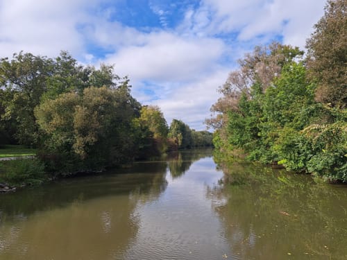 Vom Rebstockpark zum Volkspark Niddatal entlang der Nidda