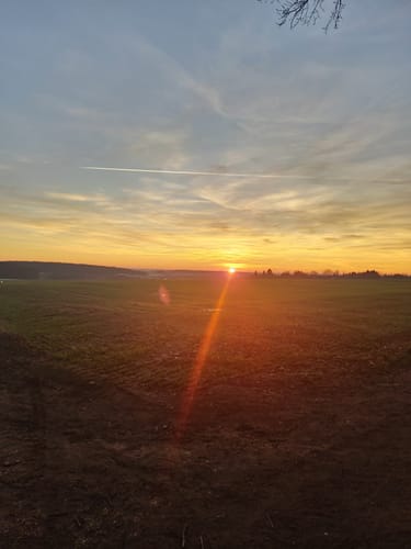 Laubendorf: Entlang des Weiherbaches und Altbaches