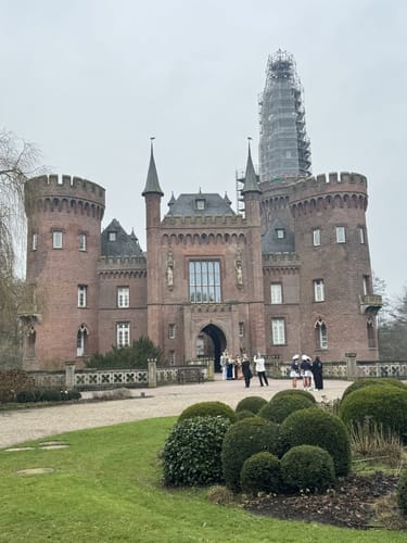 Bedburg Hau: Rund um Schloss Moyland (A4)