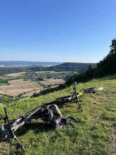 Sagenhafte Grenzpanoramen: Kella -Gobert