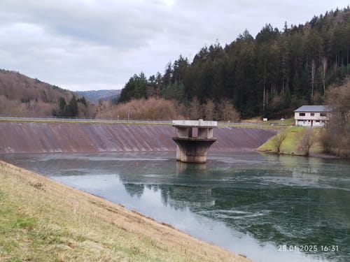 Um den Marbachstausee