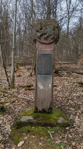 Rodheim -  Hofgut Haina - Steinkreis Bubenrod