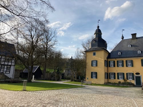 Lüntenbecker Busch und Schloss