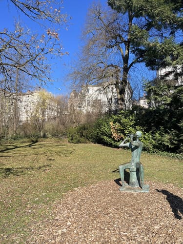 Durch den Kurpark Wiesbaden zum Sonnenberg