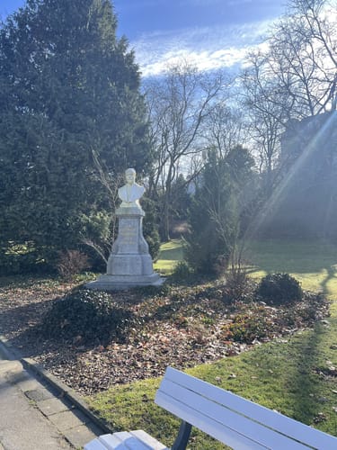 Durch den Kurpark Wiesbaden zum Sonnenberg
