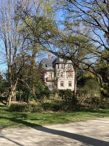 Burg Kronberg - Victoria-Park - Schloss Friedrichshof