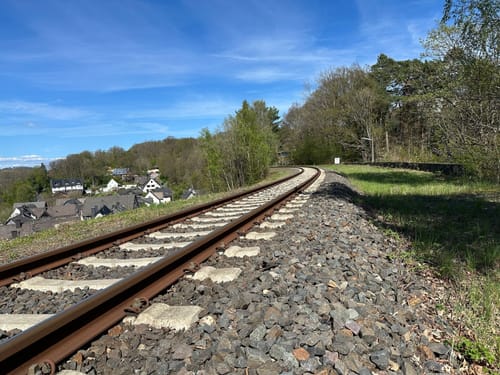 Winterbachtal und Wildweiberhaus ab Niederdresselndorf