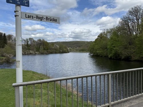 Um das Staubecken in Heimbach